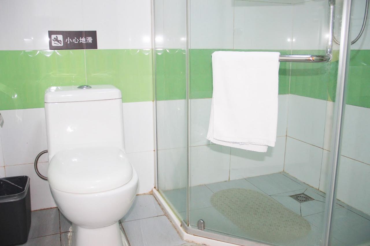 7Days Inn Dalian Harbour Square Ferry Terminal מראה חיצוני תמונה